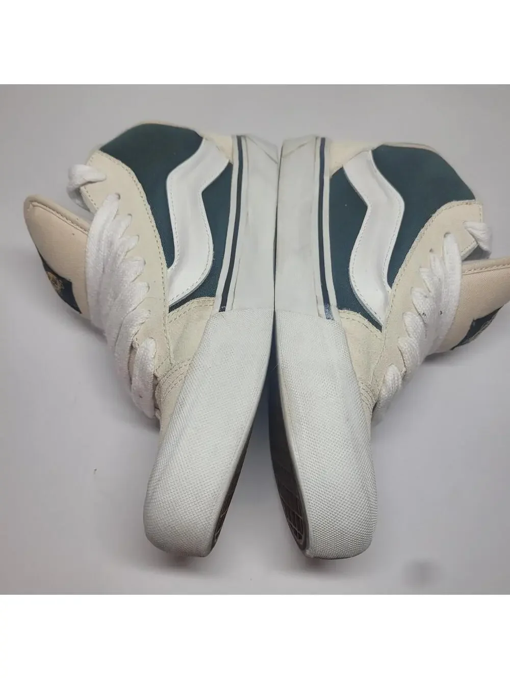 Vans Knu Mid Varsity Turtledove Men’s Athletic Sneaker Shoe Footwear 7.5